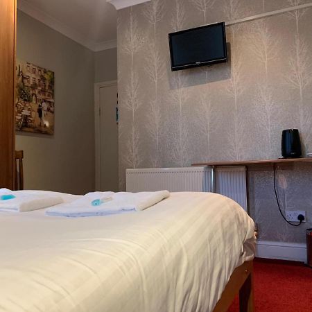 ทวิคเคนแฮมเกสท์เฮ้าส์ Hotel ทวิกเคนแนม ภายนอก รูปภาพ