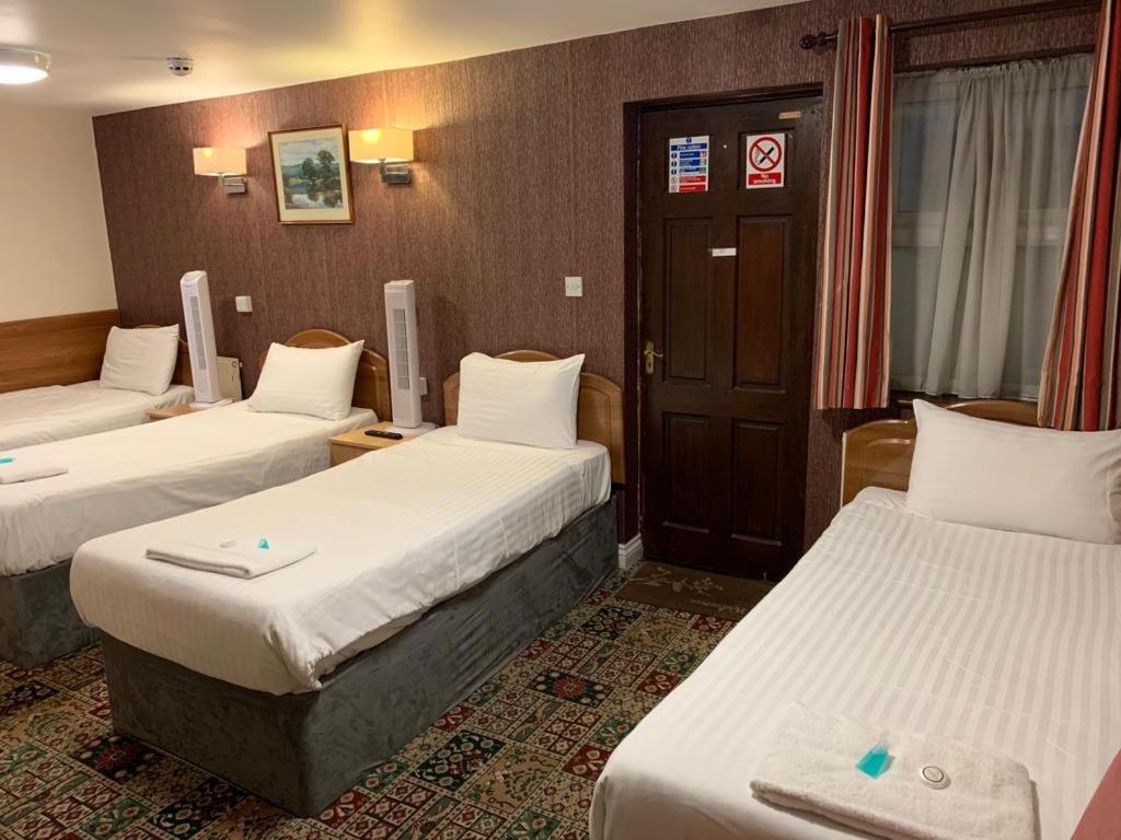 ทวิคเคนแฮมเกสท์เฮ้าส์ Hotel ทวิกเคนแนม ภายนอก รูปภาพ