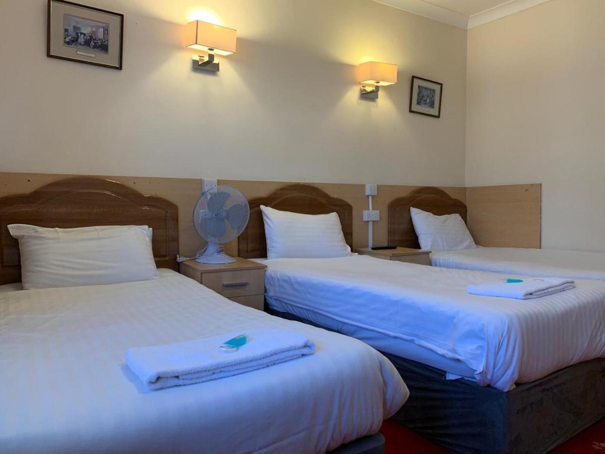 ทวิคเคนแฮมเกสท์เฮ้าส์ Hotel ทวิกเคนแนม ภายนอก รูปภาพ